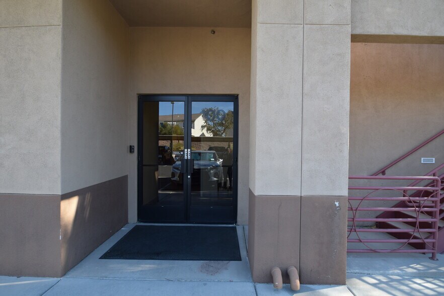 More Photos Of 199 N Arroyo Grande Blvd, Henderson Office For Lease