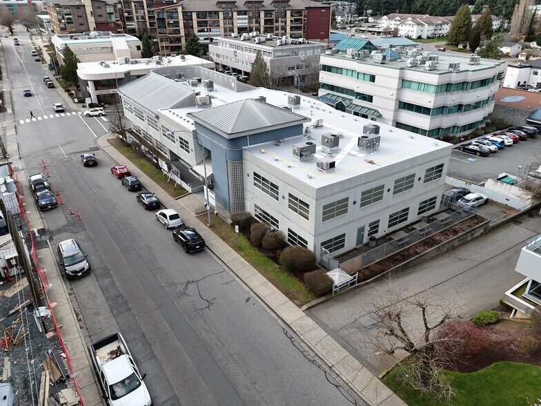 More Photos Of 32525 Simon Ave, Abbotsford Office For Sale