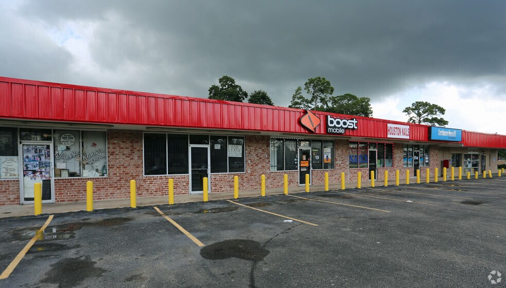 More Photos Of 6513 Tidwell Rd, Houston Storefront For Lease