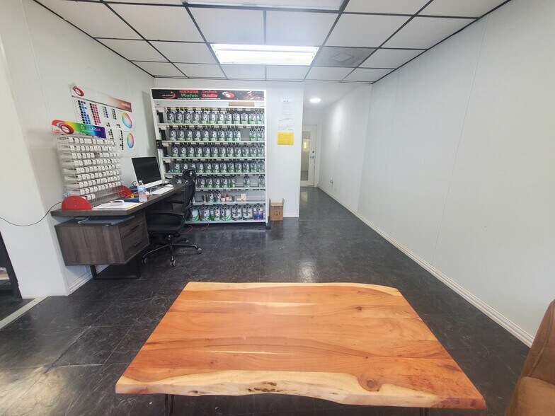 More Photos Of 1544 Jefferson Chemical Rd, Conroe Warehouse For Sale