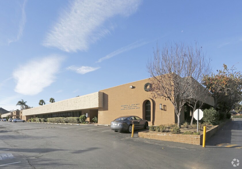 More Photos Of 1101 S Winchester Blvd, San Jose Office For Lease