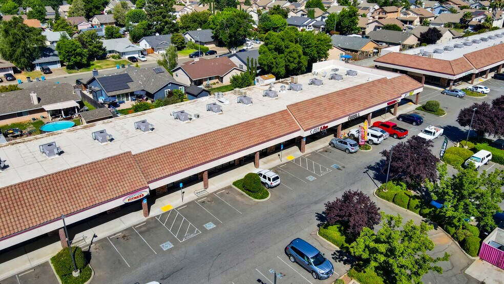 More Photos Of 1912 Hwy 65, Wheatland General Retail For Sale