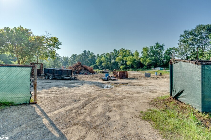 More Photos Of 3357 Ellisville Blvd, Laurel Land For Sale