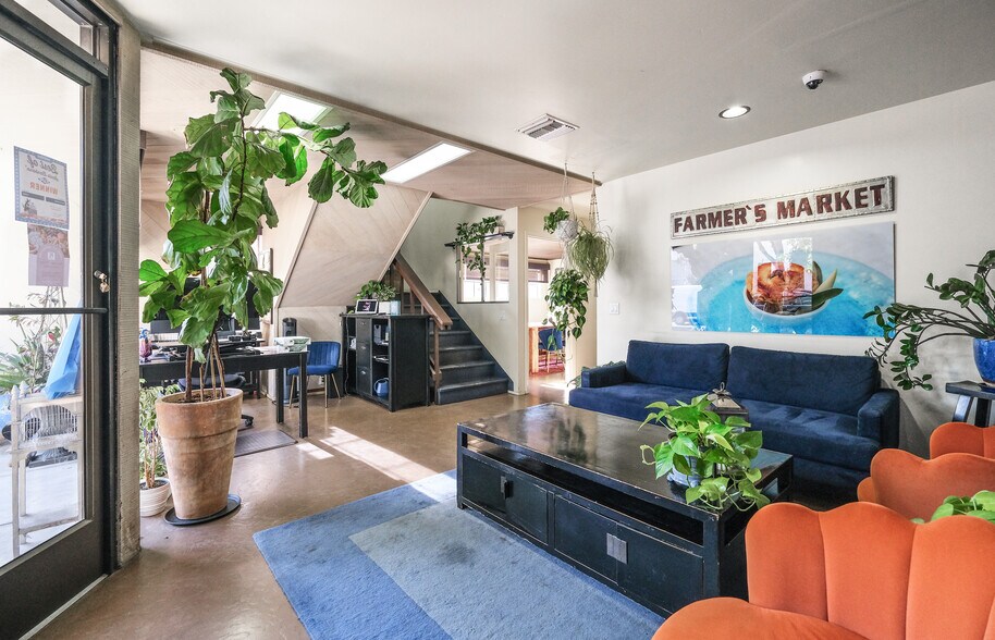 More Photos Of 111 E Haley St, Santa Barbara Warehouse For Sale