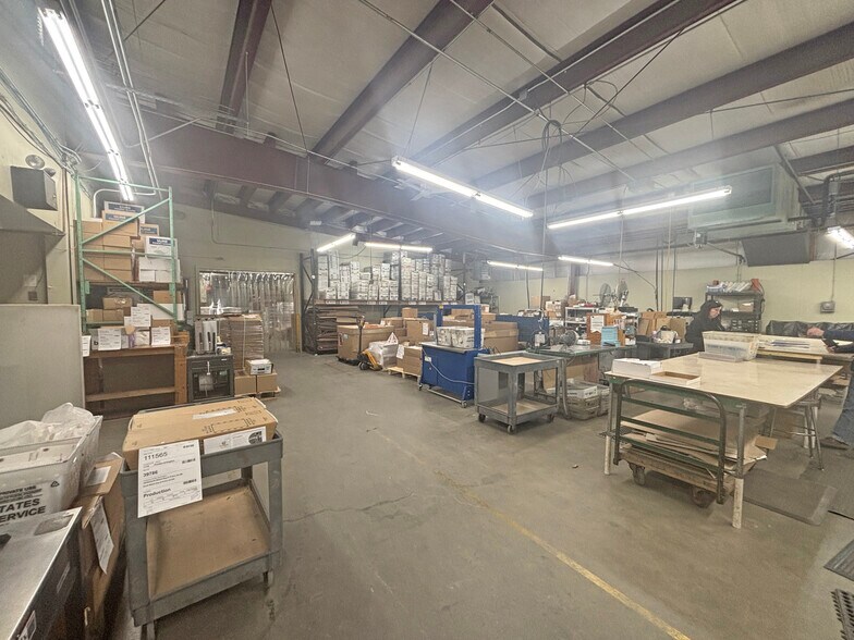 More Photos Of 95 Runnells Bridge Rd, Hollis Manufacturing For Sale