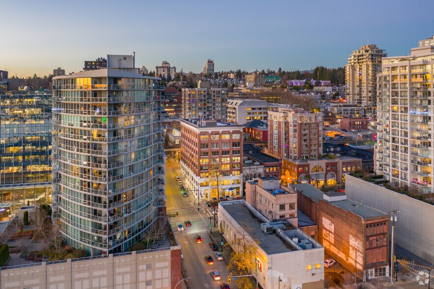 More Photos Of 713 Columbia St, New Westminster Office For Sale