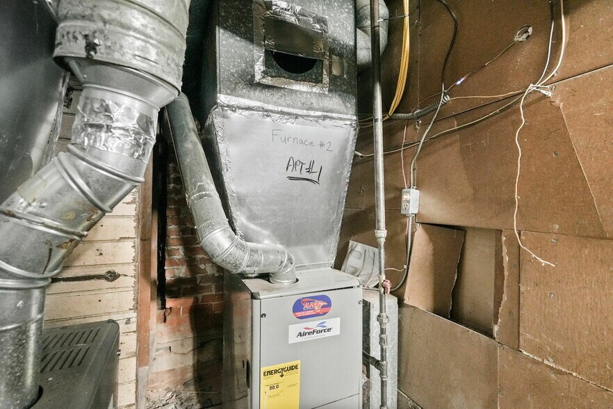 More Photos Of 101 Pennsylvania Ave, Binghamton Apartments For Sale