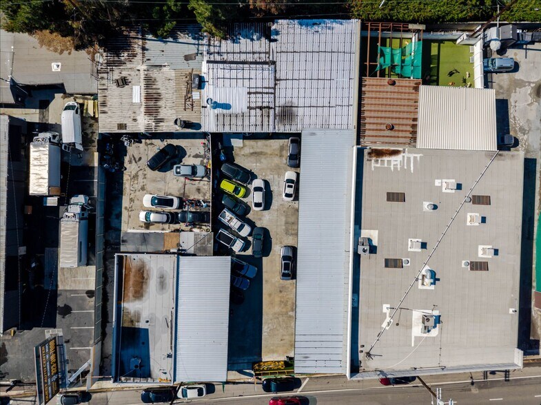 More Photos Of 2346 N San Fernando Rd, Los Angeles General Retail For Lease