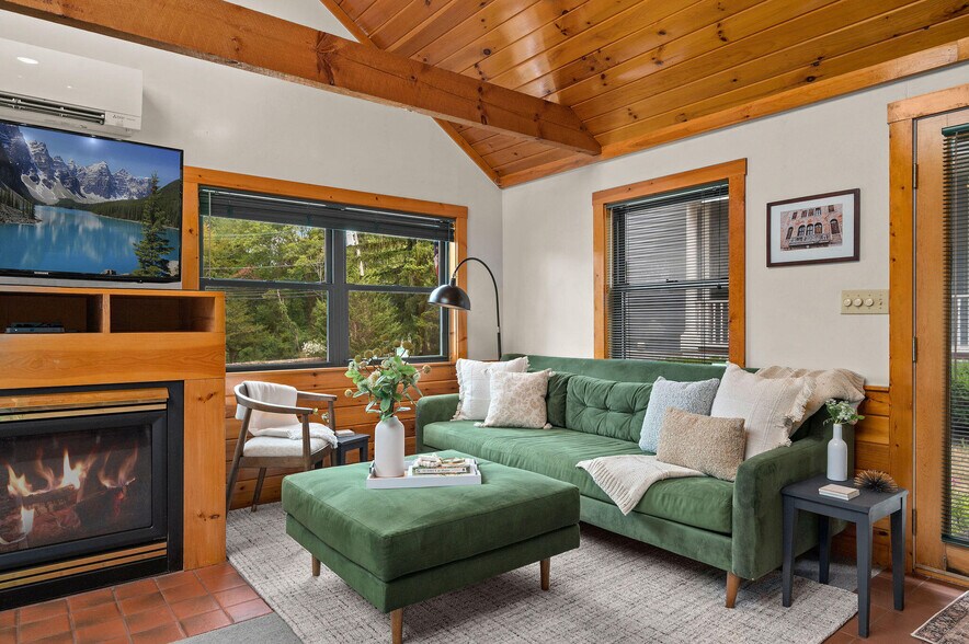 More Photos Of 11 Marbleridge Rd, North Andover Specialty For Sale