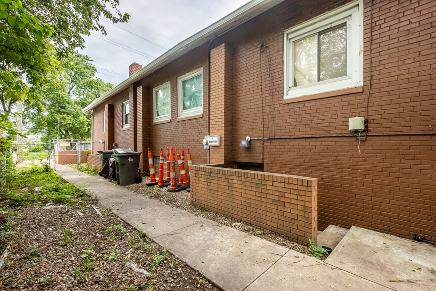 More Photos Of 3429 Prospect St, Indianapolis Religious Facility For Sale