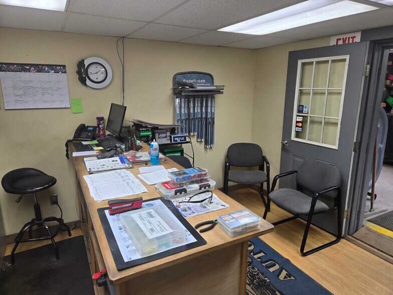 More Photos Of 315 Creamery Rd, South Ryegate Industrial For Sale