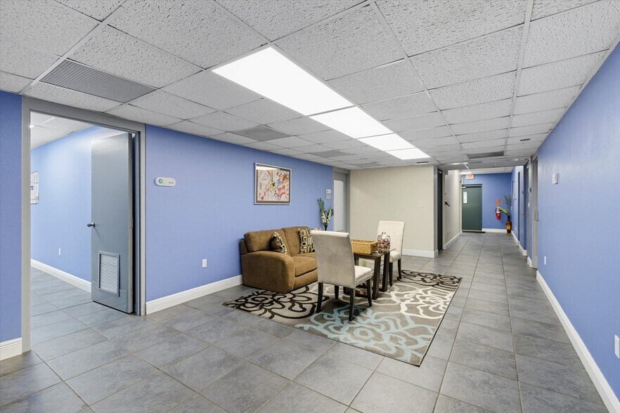 More Photos Of 1816 Old St Augustine Rd, Tallahassee Office For Sale