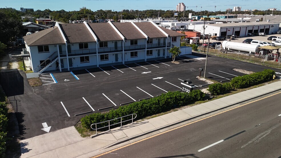 Primary Photo Of 2700 Evans Ave, Fort Myers Light Manufacturing For Lease