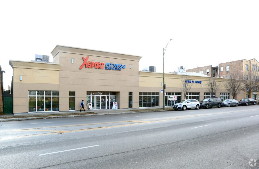 Primary Photo Of 5515 W Irving Park Rd, Chicago Health Club For Lease