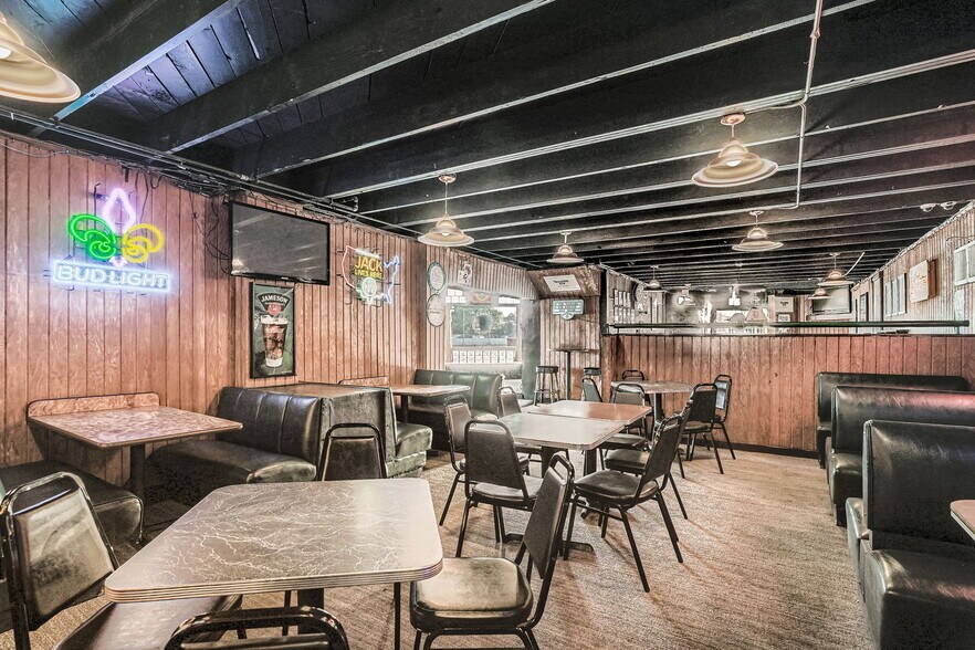 More Photos Of 1201 S. Pearl St., Denver Restaurant For Sale