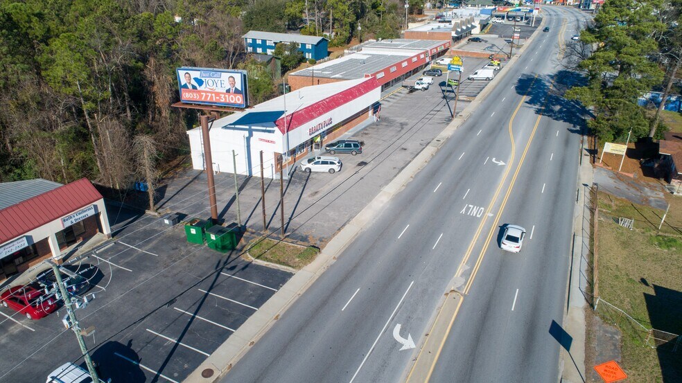 2105 Decker Blvd, Columbia, SC 29206 Freestanding For Sale