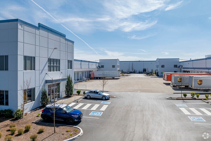 More Photos Of 6534 20th St E, Fife Warehouse For Lease