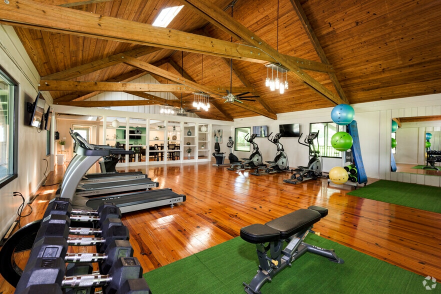 More Photos Of 1400 S Nova Rd, Daytona Beach Apartments For Sale