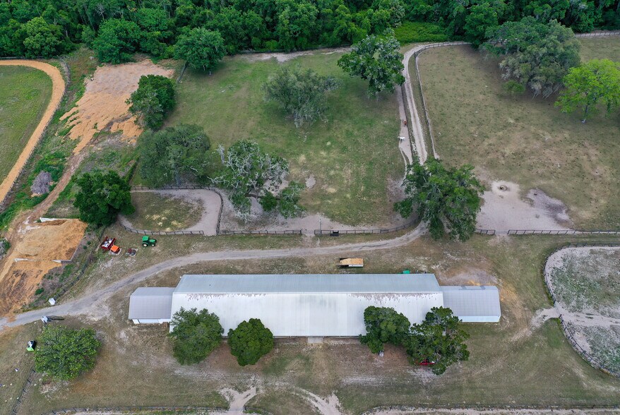 More Photos Of 12219 SW 26th St, Ocala Horse Stables For Sale