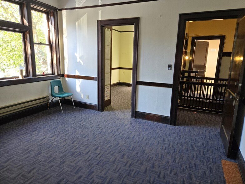 More Photos Of 714 SW 11th Ave, Portland Loft Creative Space For Lease