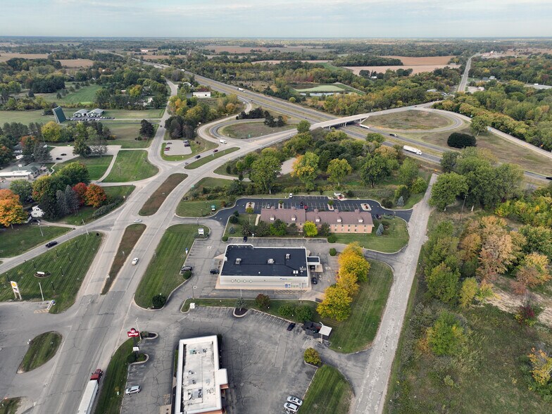 More Photos Of 8531 Lansing Rd, Durand Drugstore For Sale