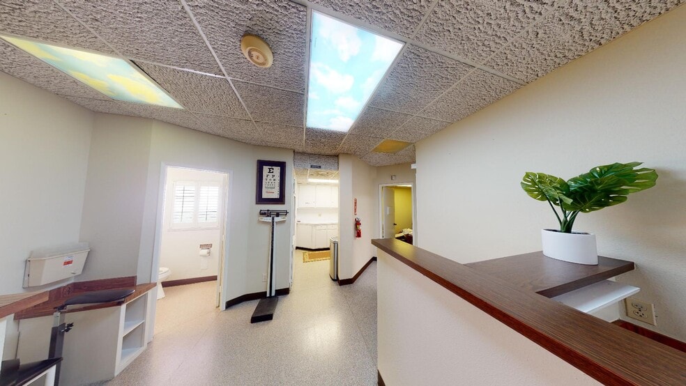 More Photos Of 1203 Second St, Coronado Office For Lease