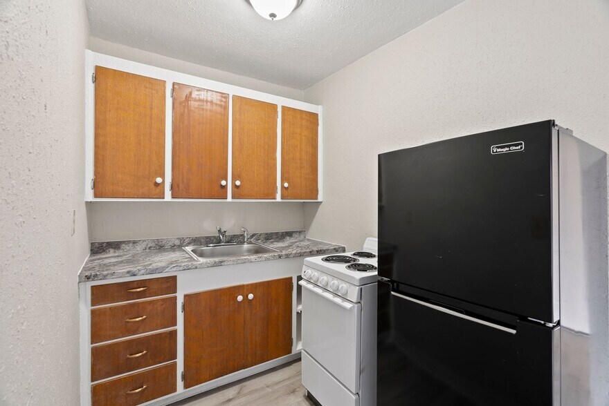 More Photos Of 901 S Lincoln St, Spokane Multifamily For Sale