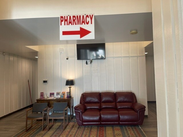 More Photos Of 303 S Main St, Mishawaka Medical For Lease