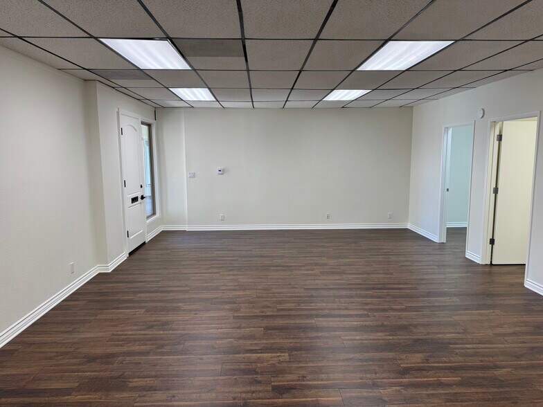 More Photos Of 25124 Narbonne Ave, Lomita Office For Lease