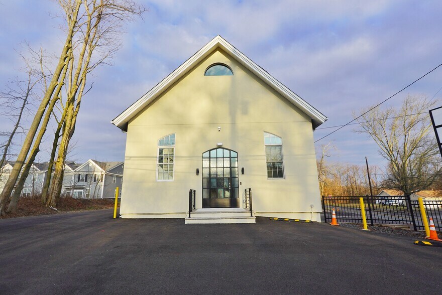 More Photos Of 457 Rt-79, Morganville Office For Lease