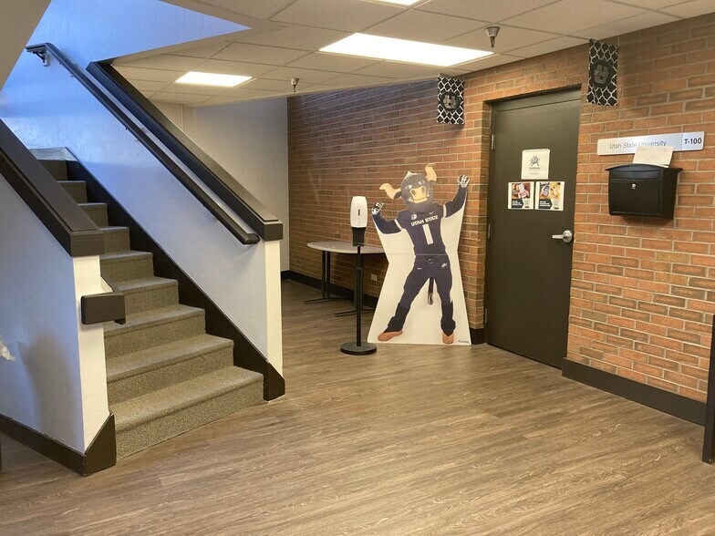 More Photos Of 1875 S State, Orem Medical For Sale