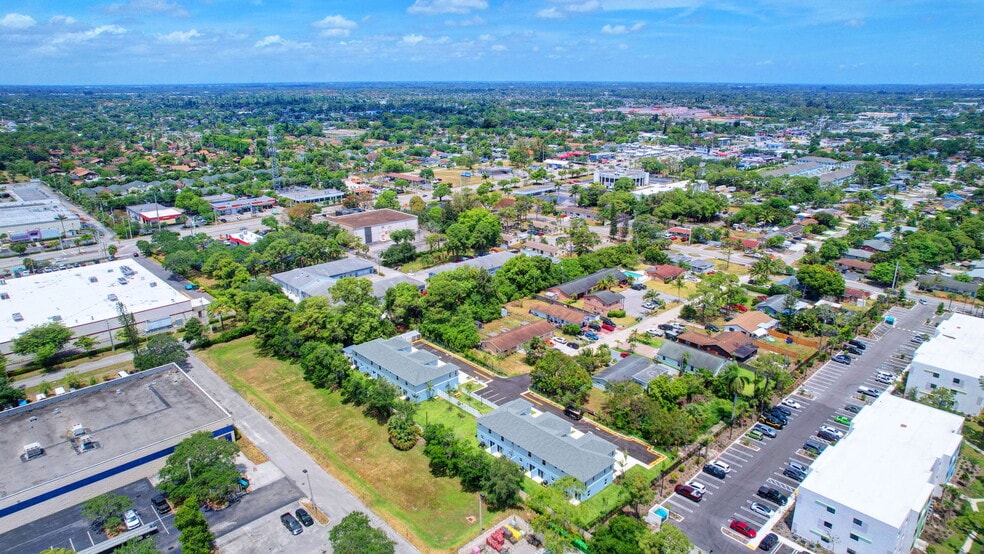 More Photos Of 3871 Patio Ct, Lake Worth Apartments For Sale