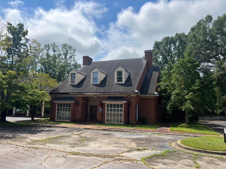 More Photos Of 3000 Highway 138 SW, Fayetteville Bank For Sale