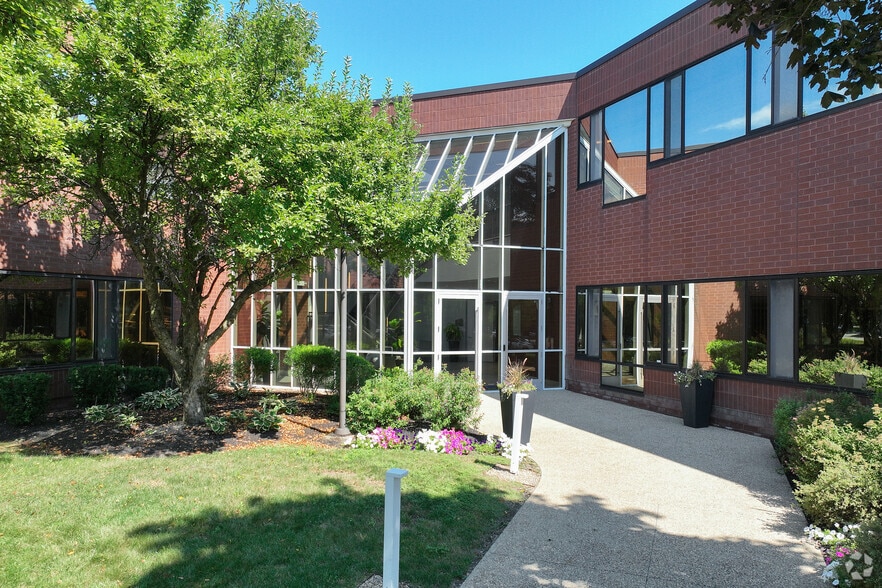 More Photos Of 300 Ballardvale St, Wilmington Office For Lease
