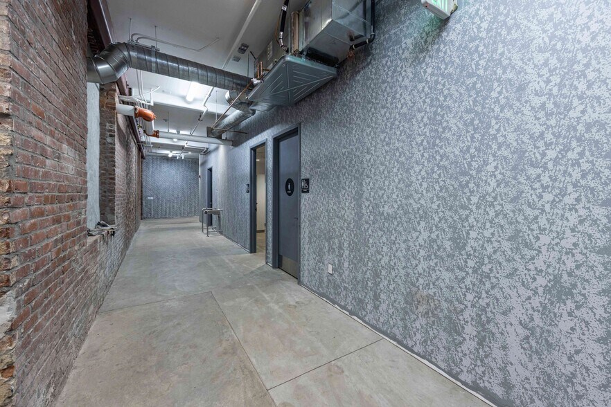More Photos Of 440 Seaton St, Los Angeles Loft Creative Space For Lease