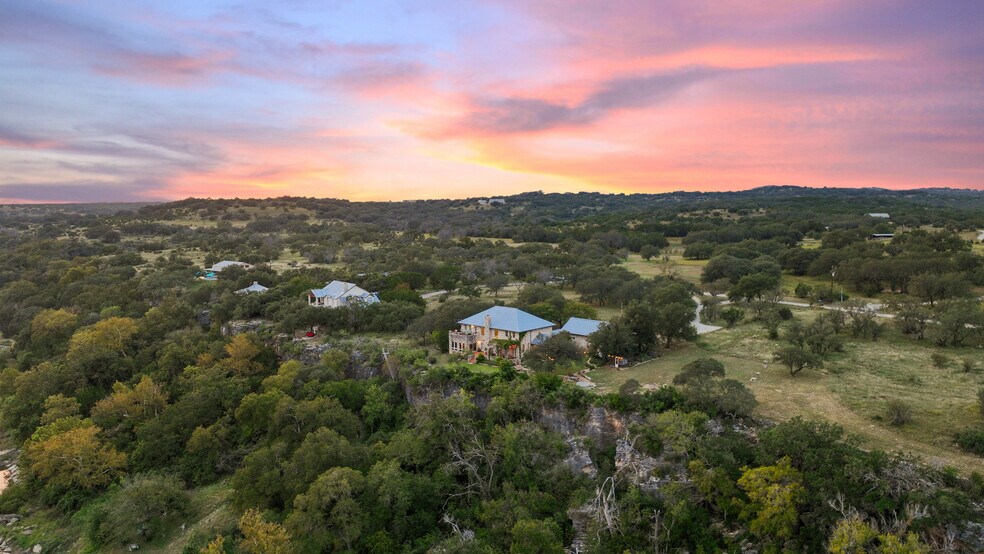 More Photos Of 5229 Hupedo Ranch Rd, Spicewood Specialty For Sale