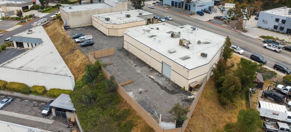 More Photos Of 2128 Auto Park Way, Escondido Manufacturing For Sale