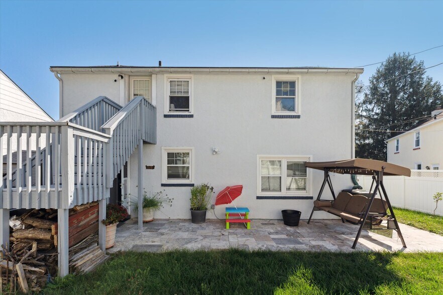 More Photos Of 419 N York Rd, Hatboro Office Residential For Sale