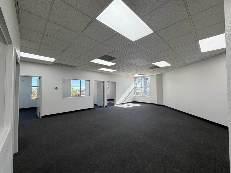 More Photos Of 2760-2764 Lake Sahara Dr, Las Vegas Medical For Lease
