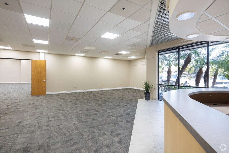 More Photos Of 1985-1985 S Santa Cruz St, Anaheim General Retail For Lease