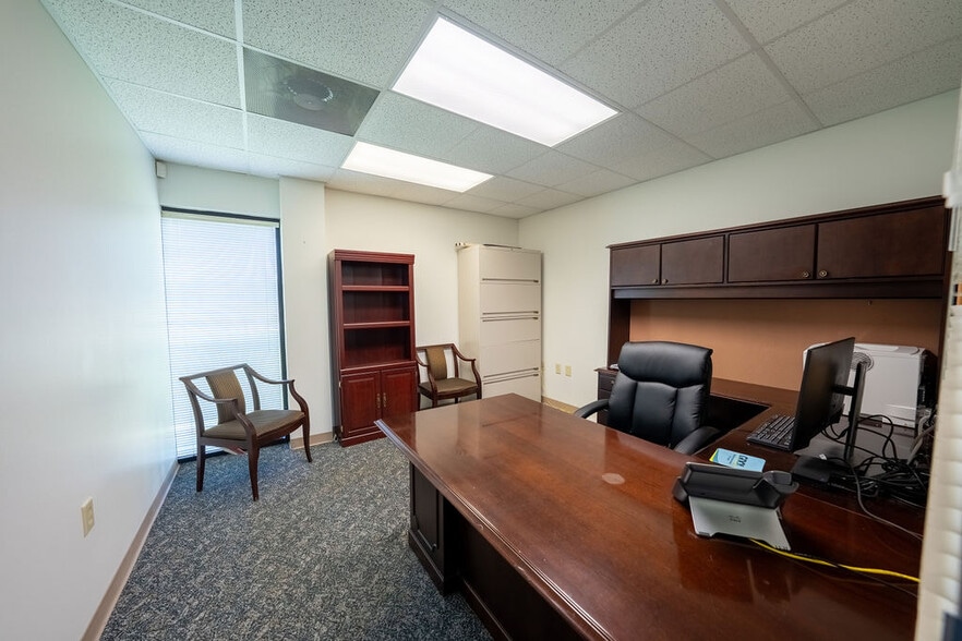 More Photos Of 96 Cohen Walker Dr, Warner Robins Medical For Sale