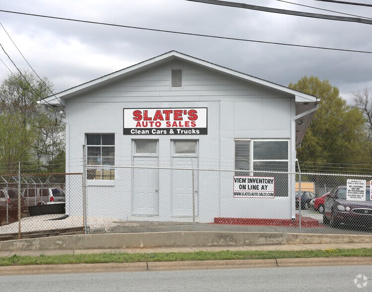 More Photos Of 2112 Randleman Rd, Greensboro Auto Dealership For Lease
