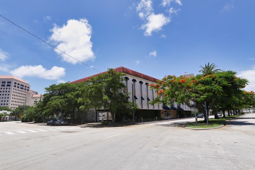More Photos Of 717 Ponce de Leon Blvd, Coral Gables Office For Sale