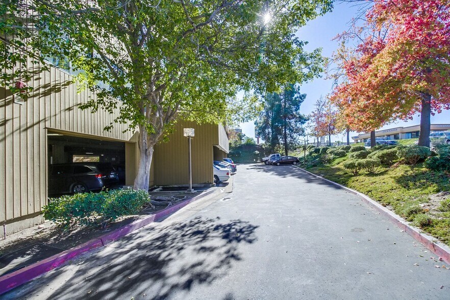 More Photos Of 9625 Black Mountain Rd, San Diego Office For Sale