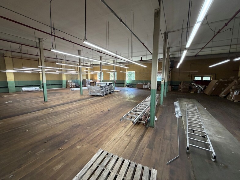 More Photos Of 204 W Main St, Millbury Industrial For Sale