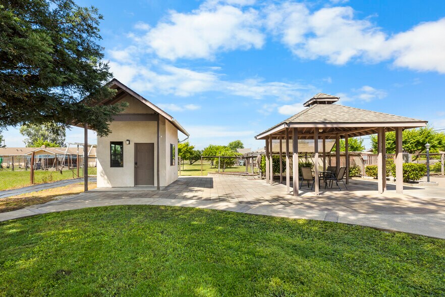 More Photos Of 9930 Calvine Rd, Sacramento Apartments For Sale