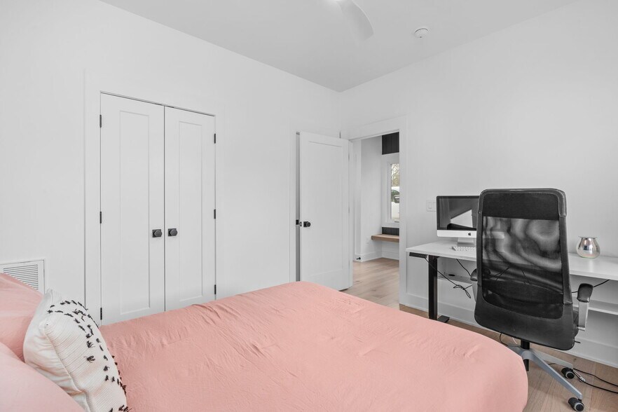 More Photos Of 209-229 Woodsborough Pl, Raleigh Apartments For Sale