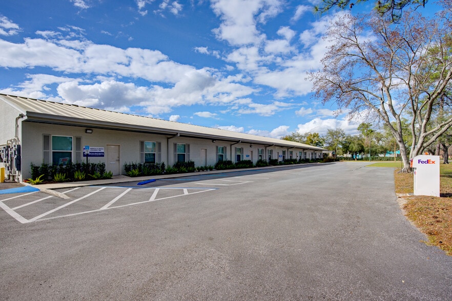 More Photos Of 5121 Bowden Rd, Jacksonville Light Manufacturing For Lease