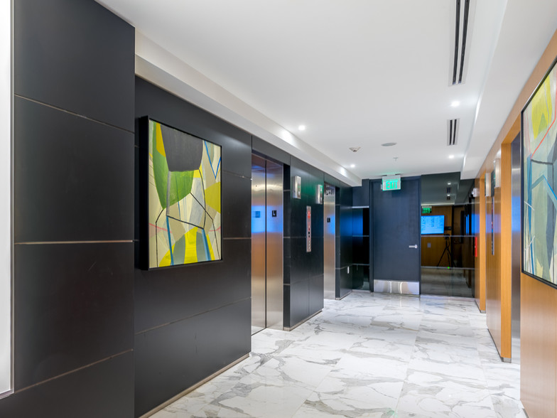 More Photos Of 1800 N Lynn St, Arlington Apartments For Lease