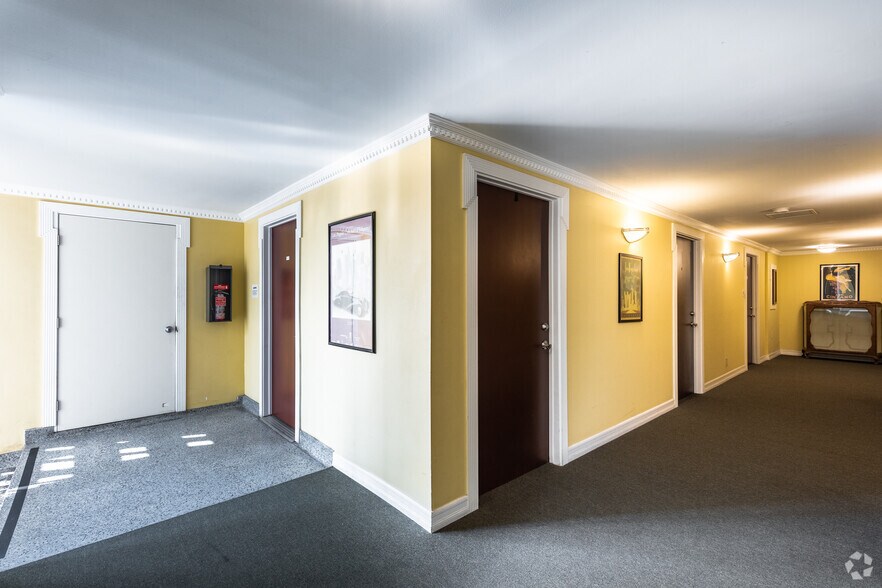 More Photos Of 1601 N Gower St, Los Angeles Office For Sale